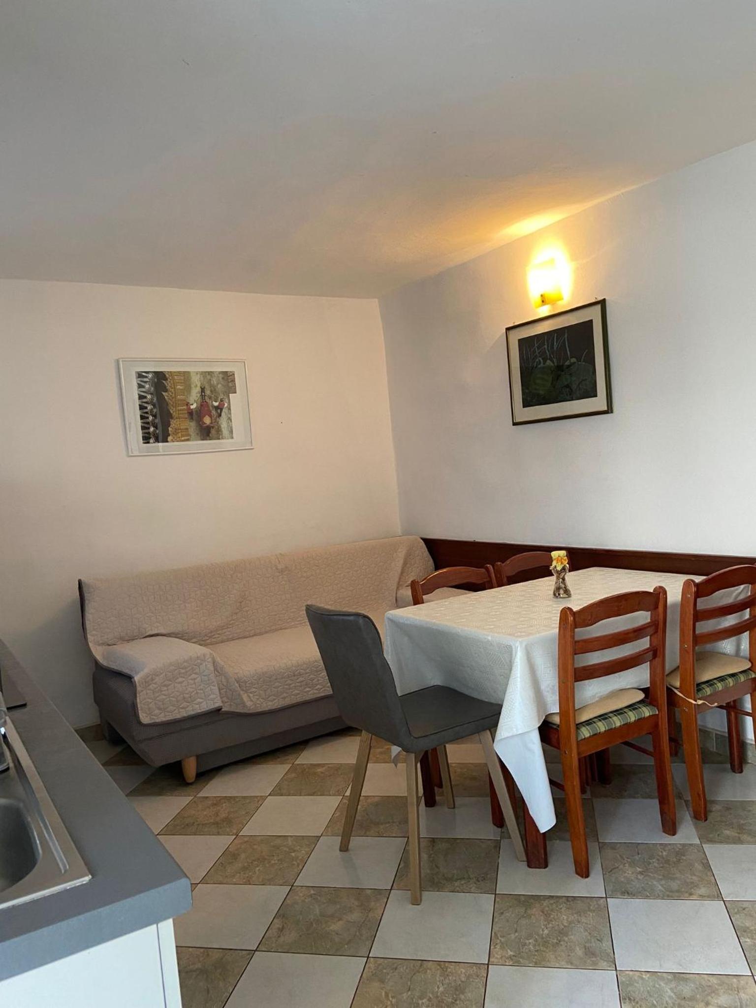 Apartmani Zvonko