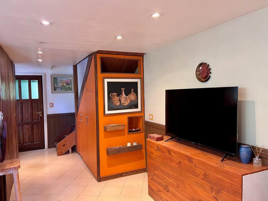 Casa con jardín en barrio tranquilo
