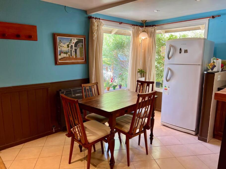 Casa con jardín en barrio tranquilo