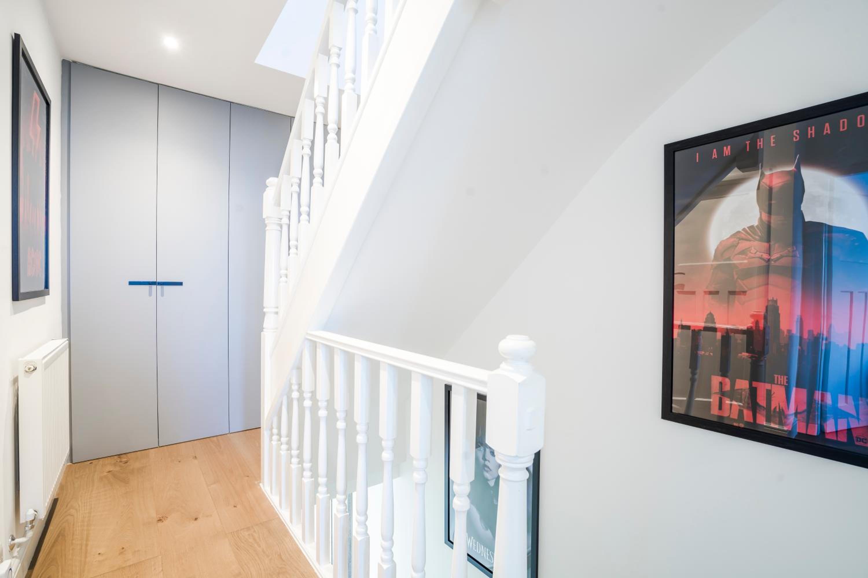Cozy 3 Bedroom Terrace Cottage in Epsom
