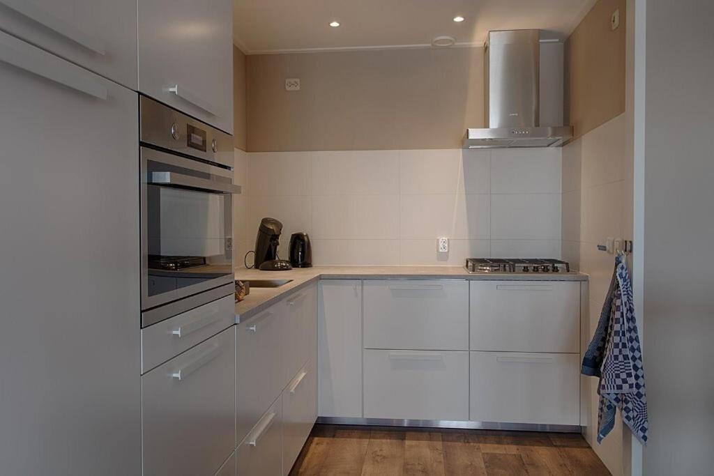 Zuiderzeestate 35, prachtig appartement aan het IJsselmeer