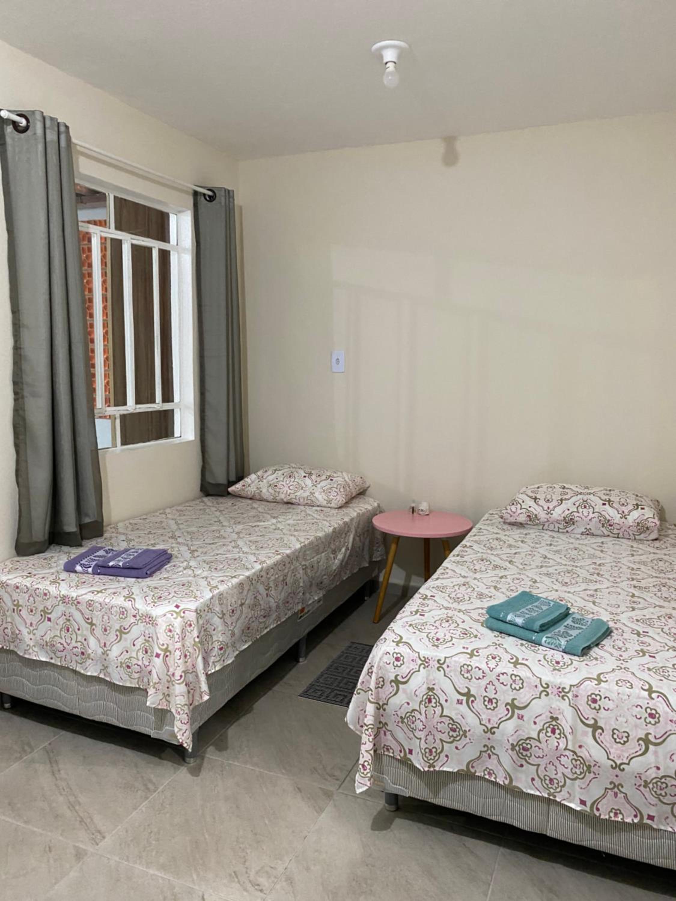 Casa temporada para grupos 10 Pessoas, prox. a vila Germânica Blumenau