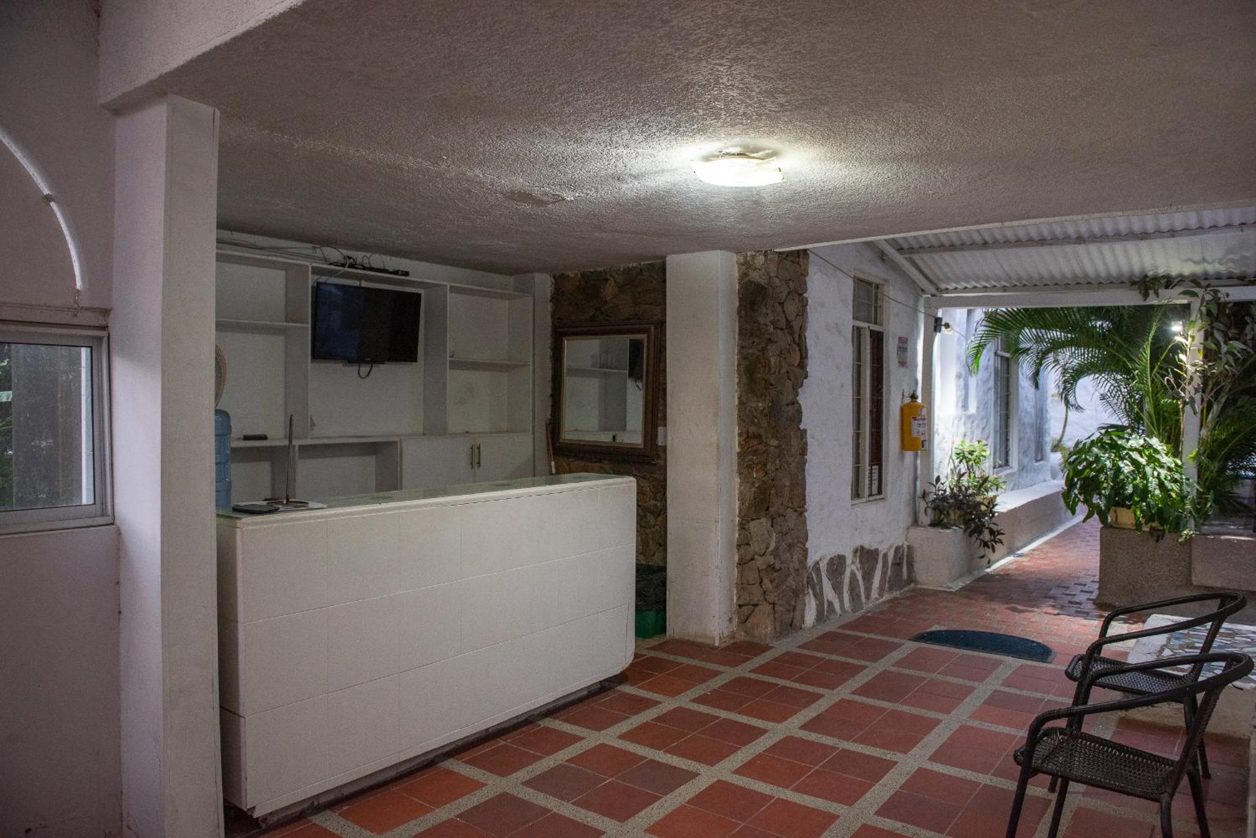 Cómodo apartamento con vista al mar y la montaña