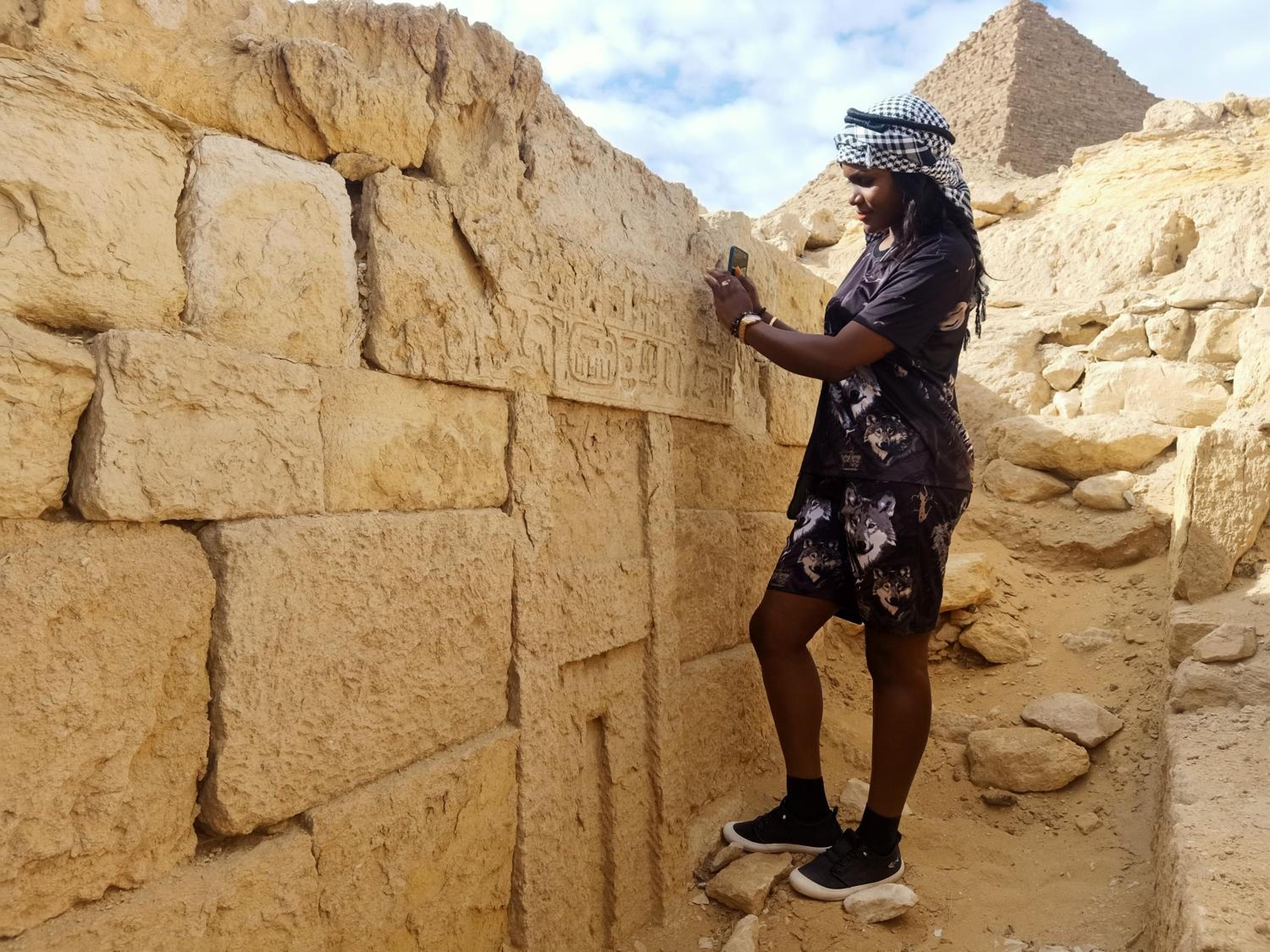 Eyad Pyramids view