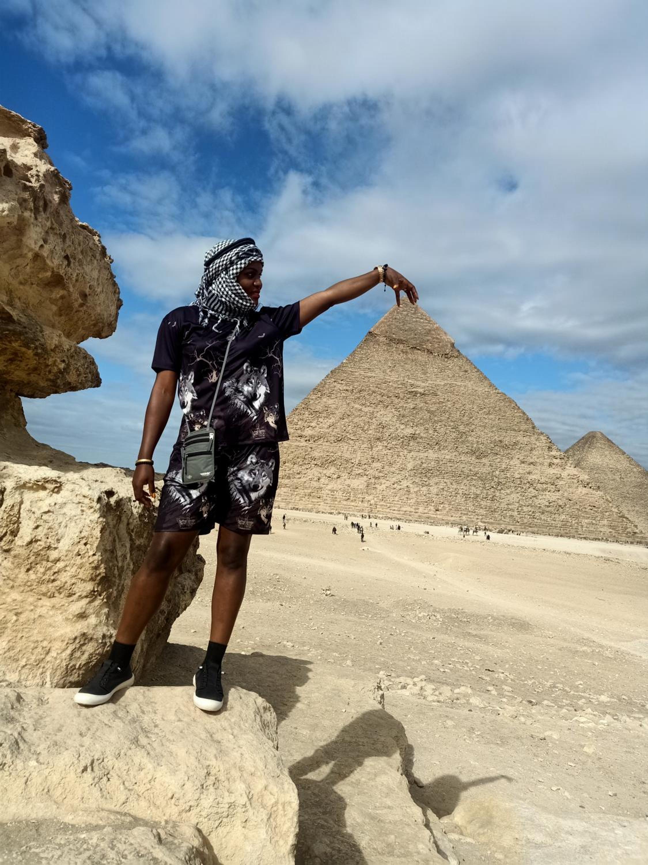 Eyad Pyramids view