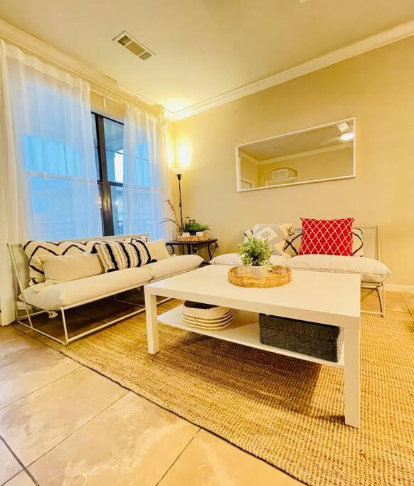 Fantastic & Comfy Apartment close to Disney
