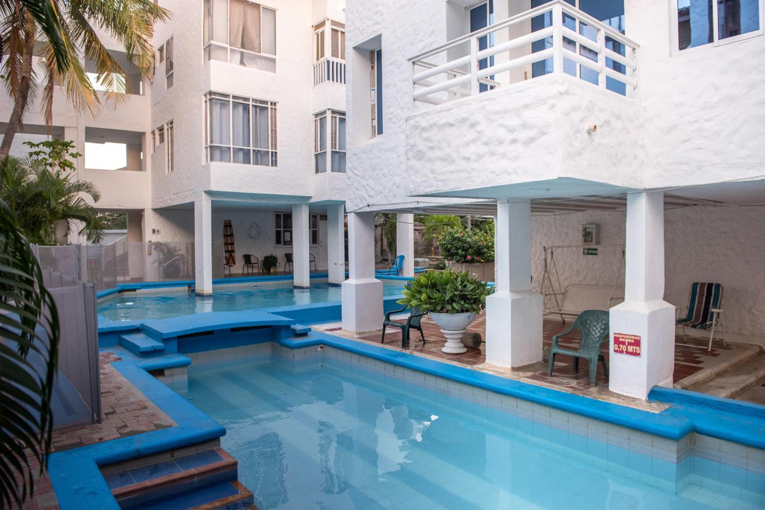 Cómodo apartamento con vista al mar y la montaña