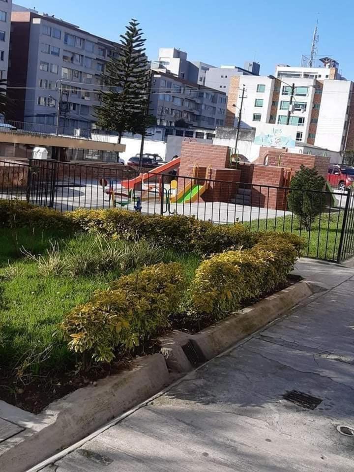 Departamento Amoblado en Quito Norte, sector la Udla Universidad Av Granados