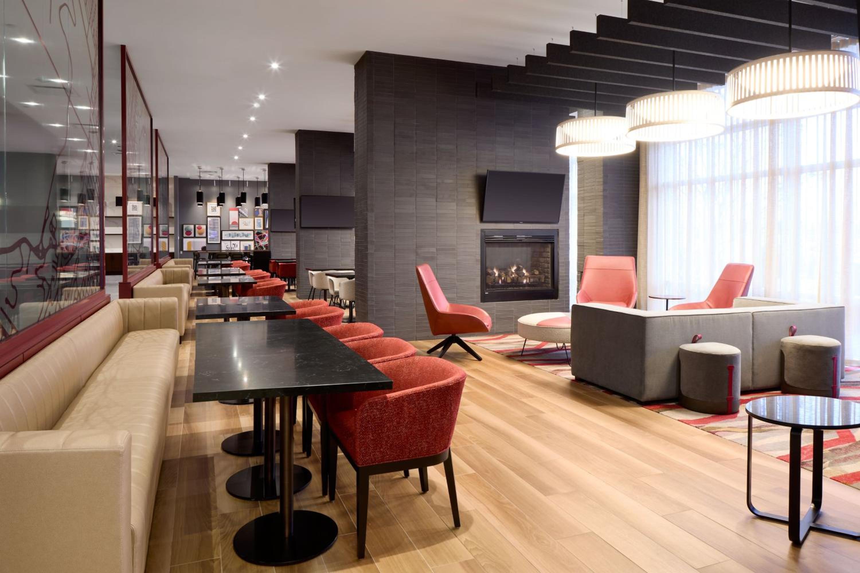 Montreal Vacations - Residence Inn by Marriott Montreal Airport - Property Image 4