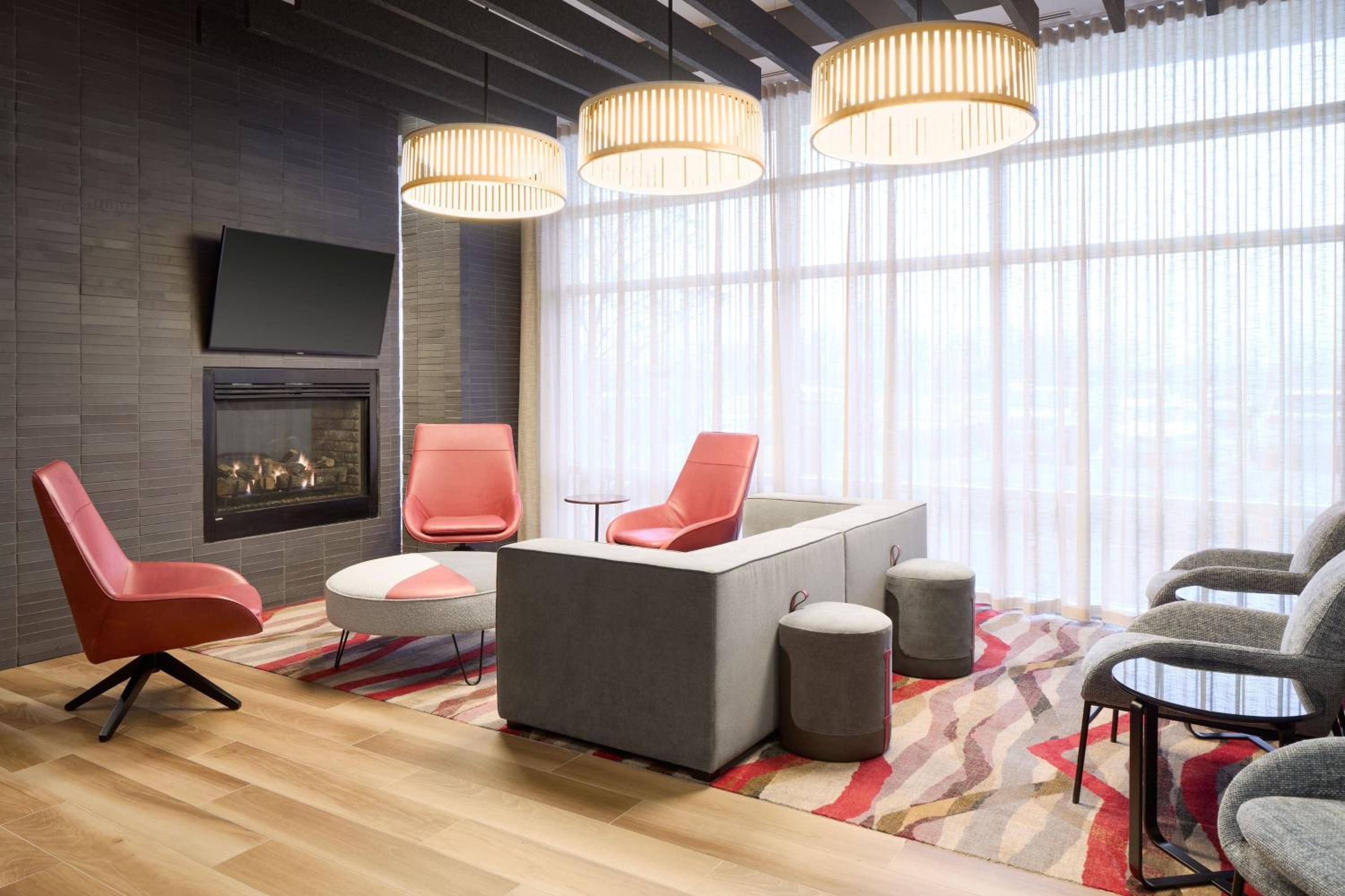 Residence Inn by Marriott Montreal Airport - Property Image 12