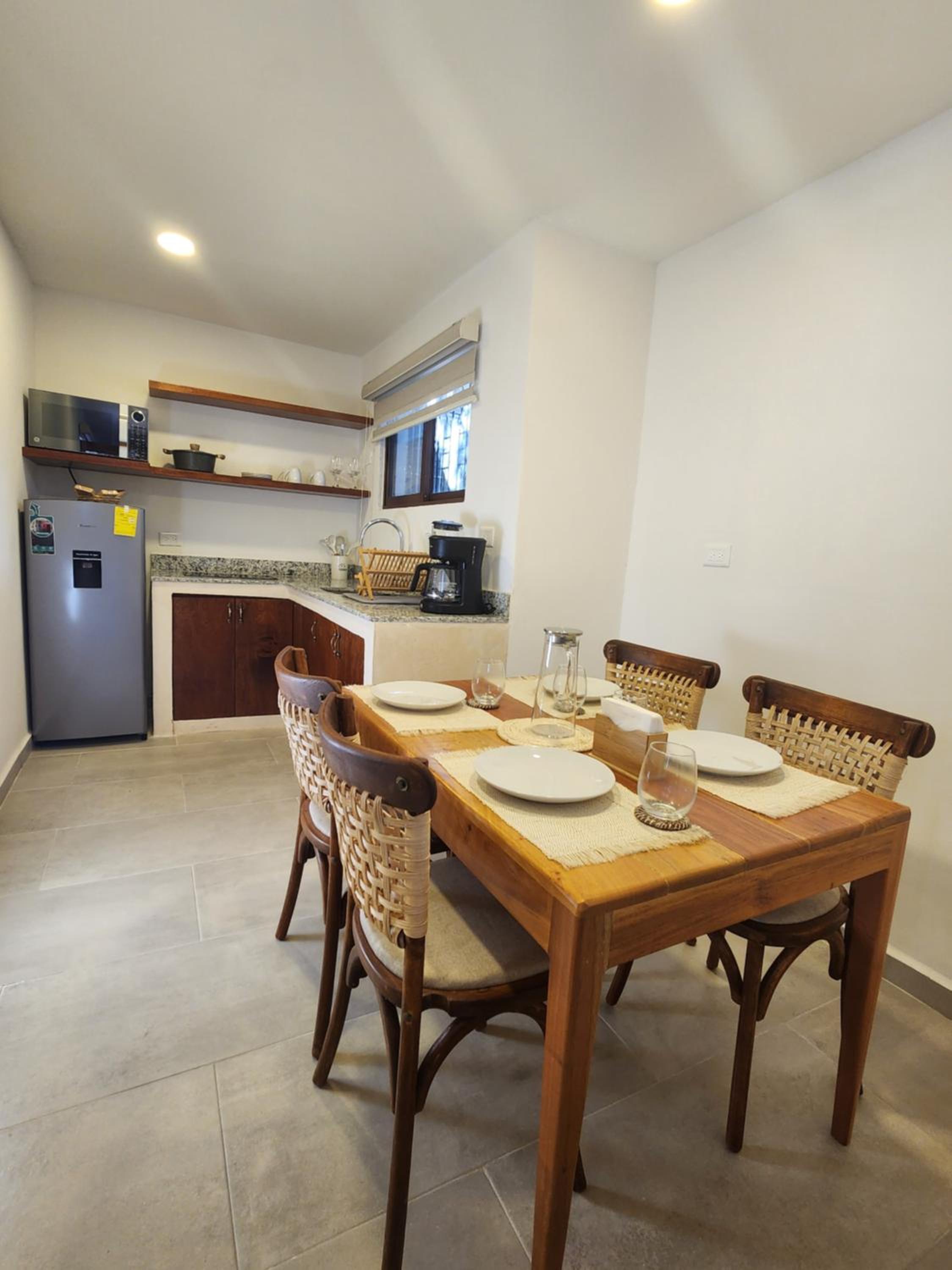 Modern loft with AC near Paseo Montejo - El Rosal view 3