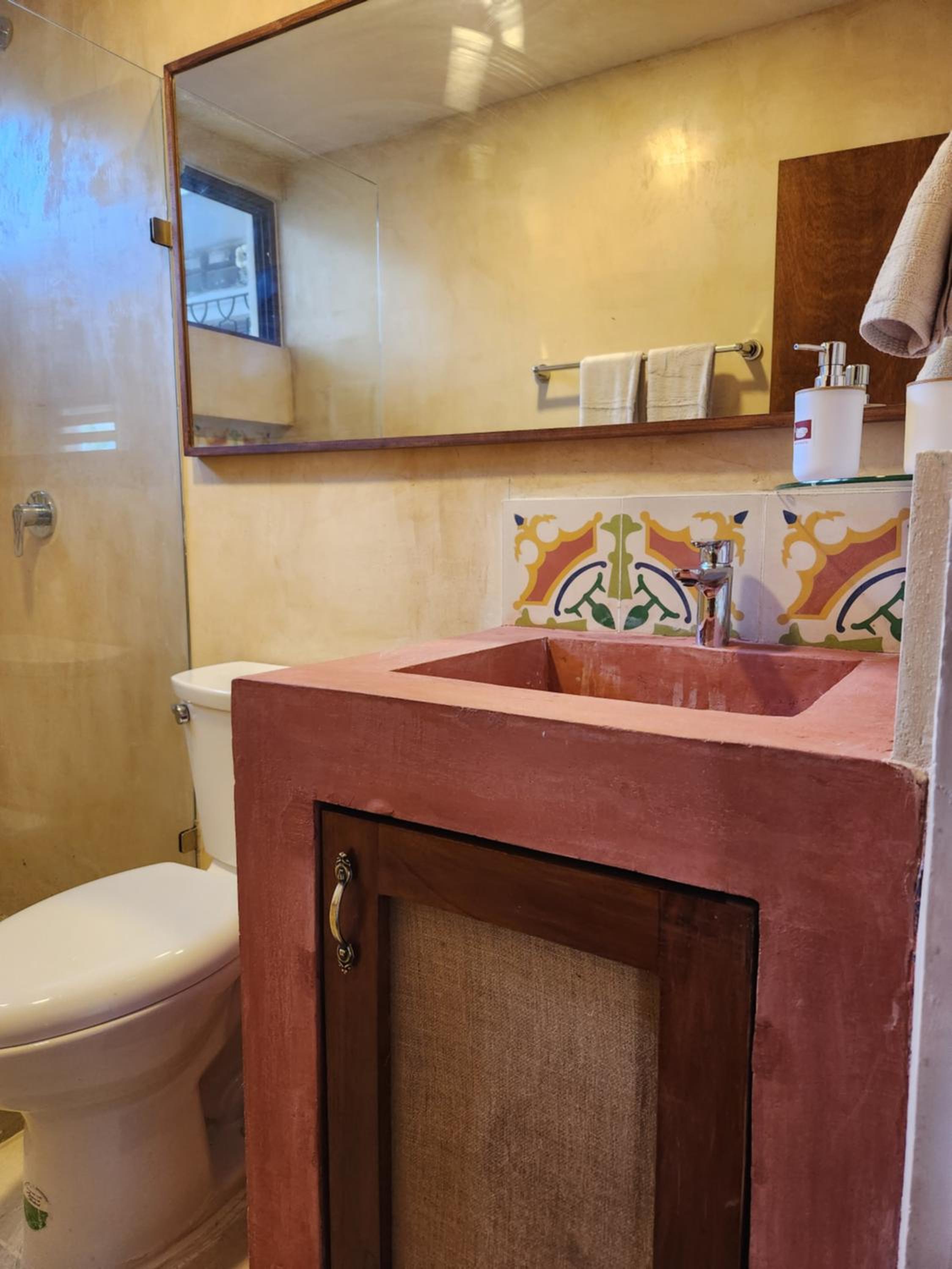 Modern loft with AC near Paseo Montejo - El Rosal view 5