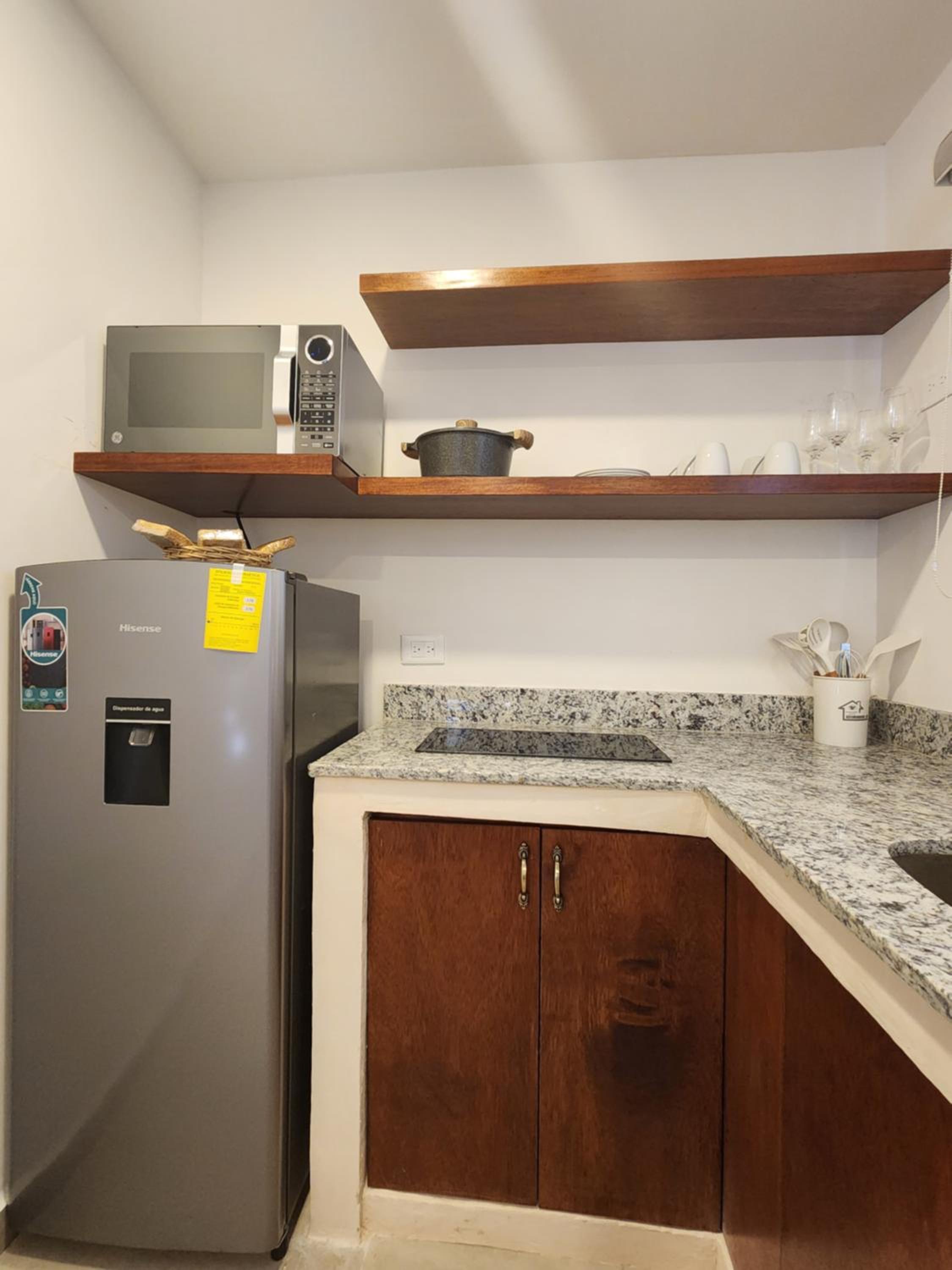 Modern loft with AC near Paseo Montejo - El Rosal view 4