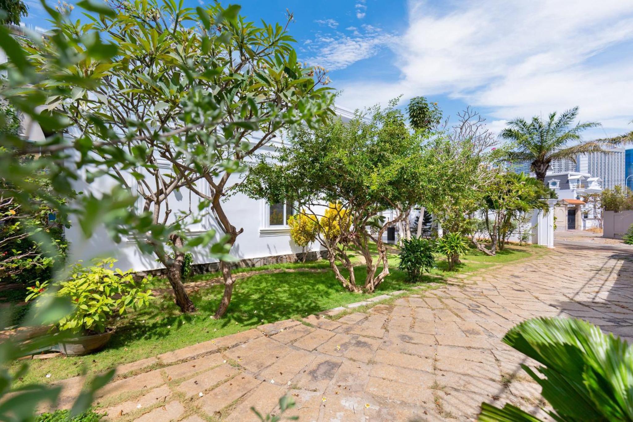 Ruby Villa