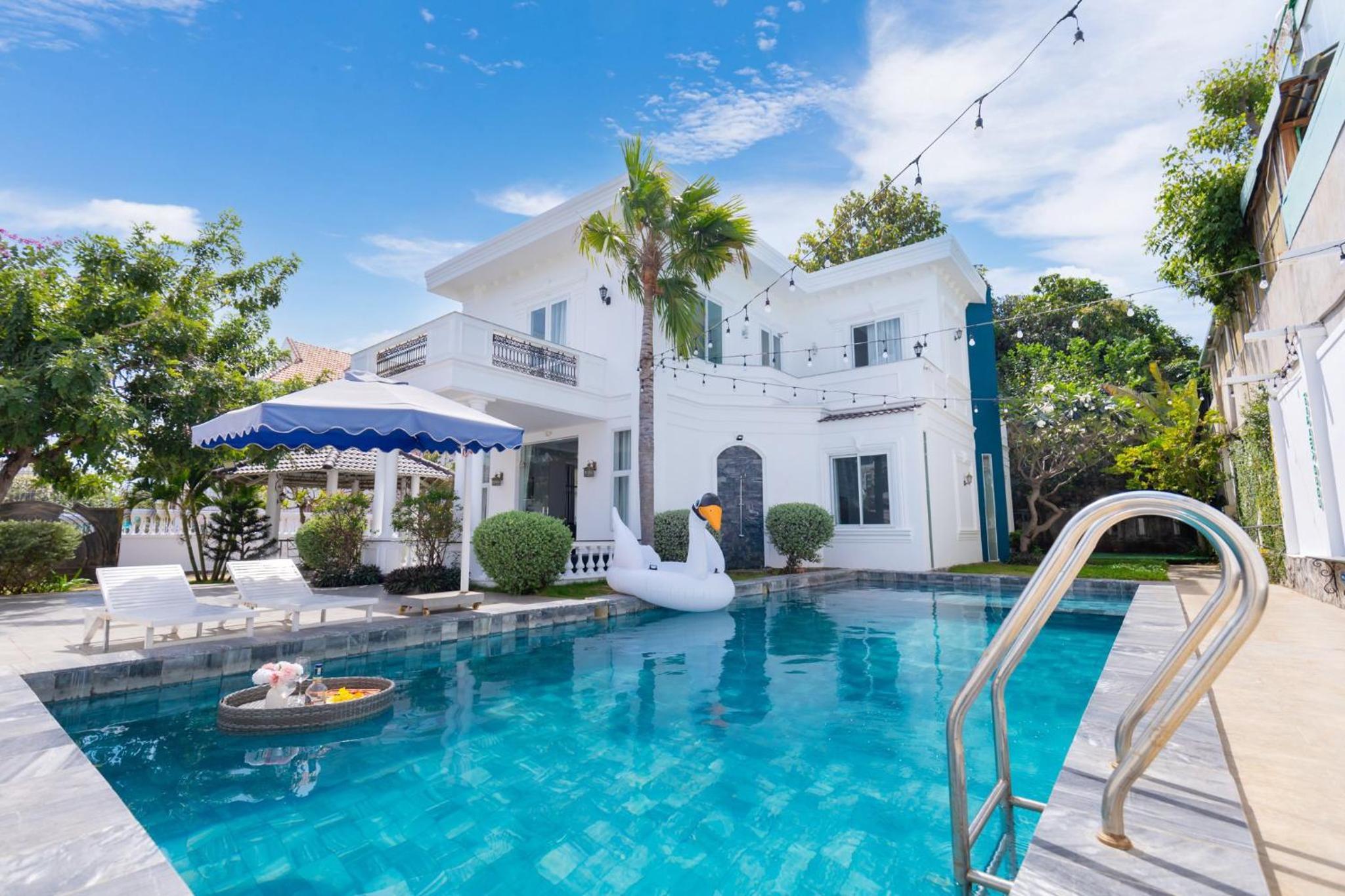 Ruby Villa
