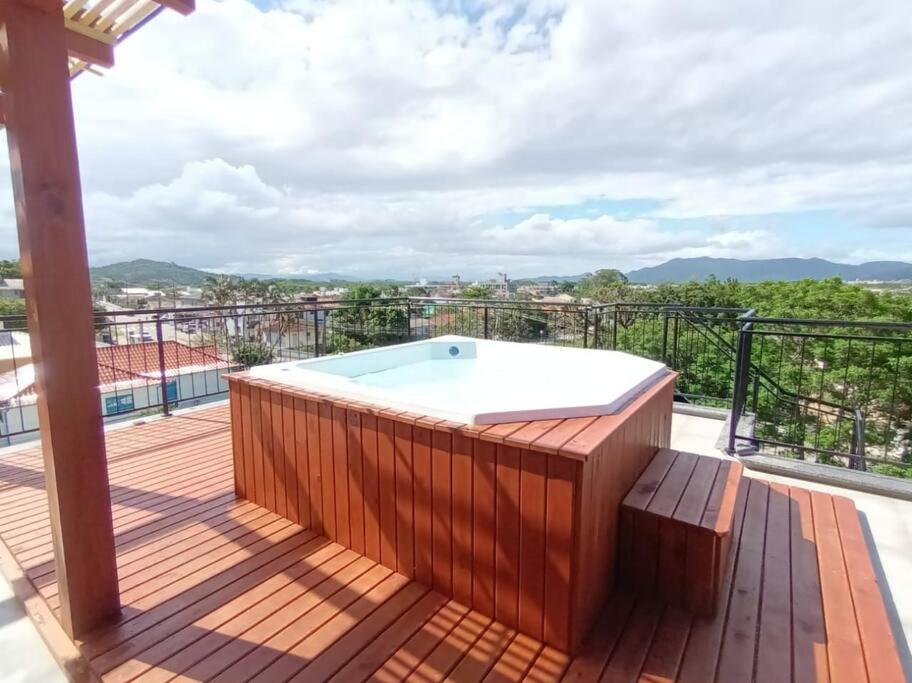 Cobertura Duplex com Jacuzzi Privativa.