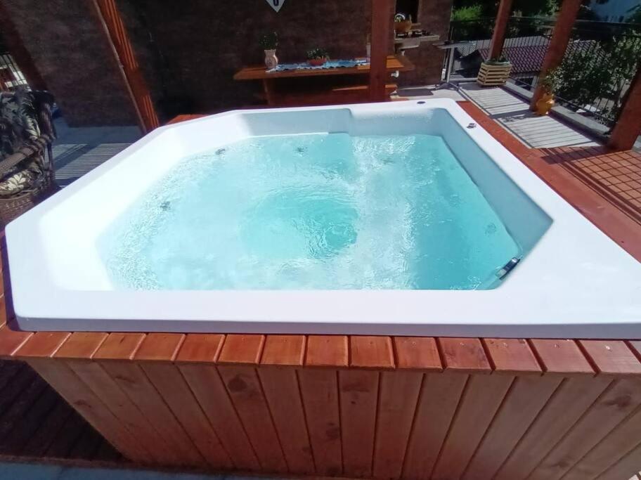 Cobertura Duplex com Jacuzzi Privativa.