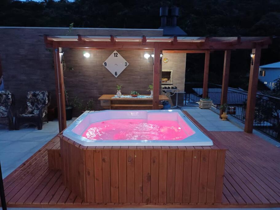 Cobertura Duplex com Jacuzzi Privativa.