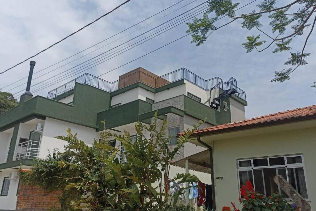 Cobertura Duplex com Jacuzzi Privativa.