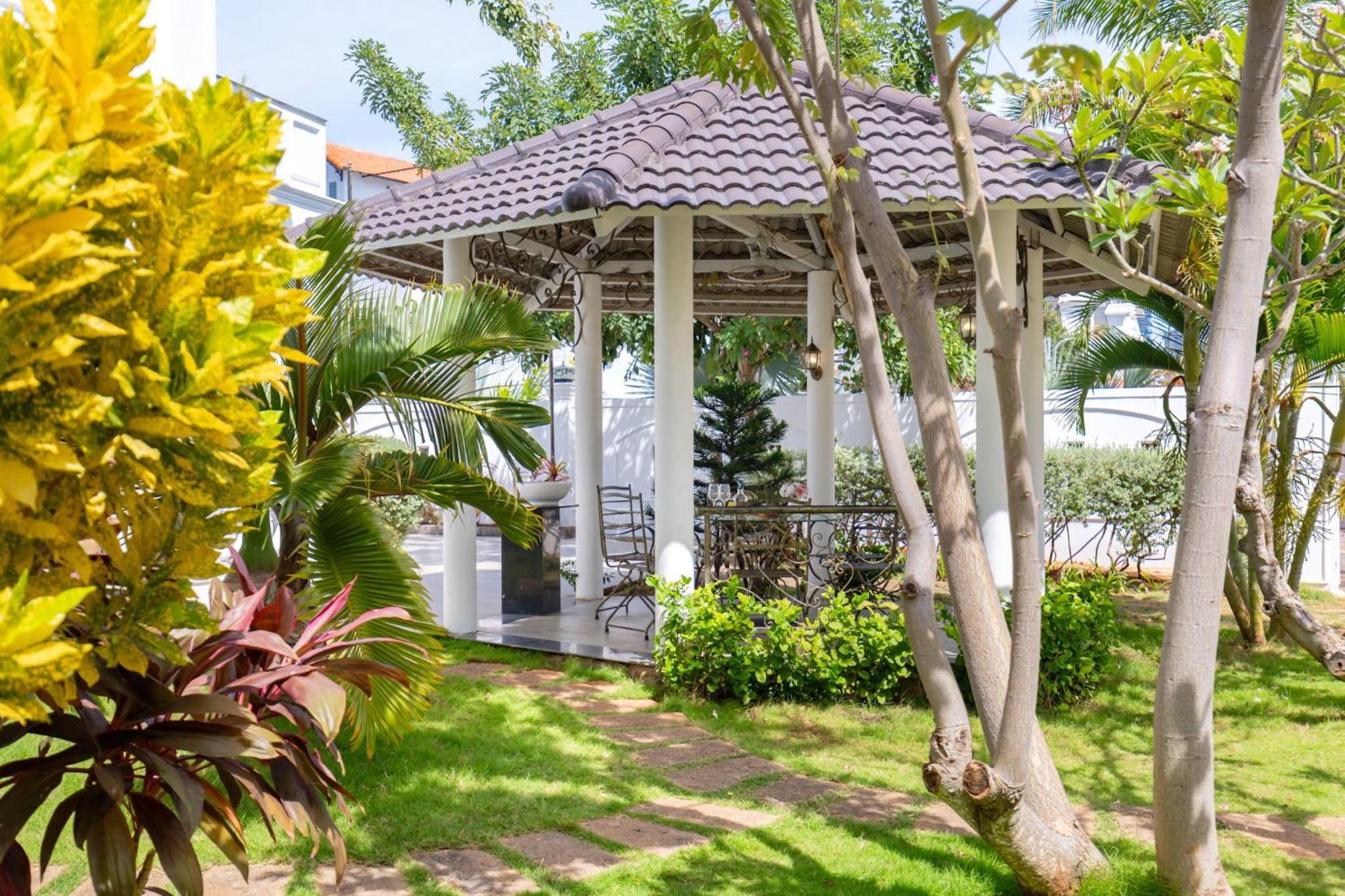 Ruby Villa