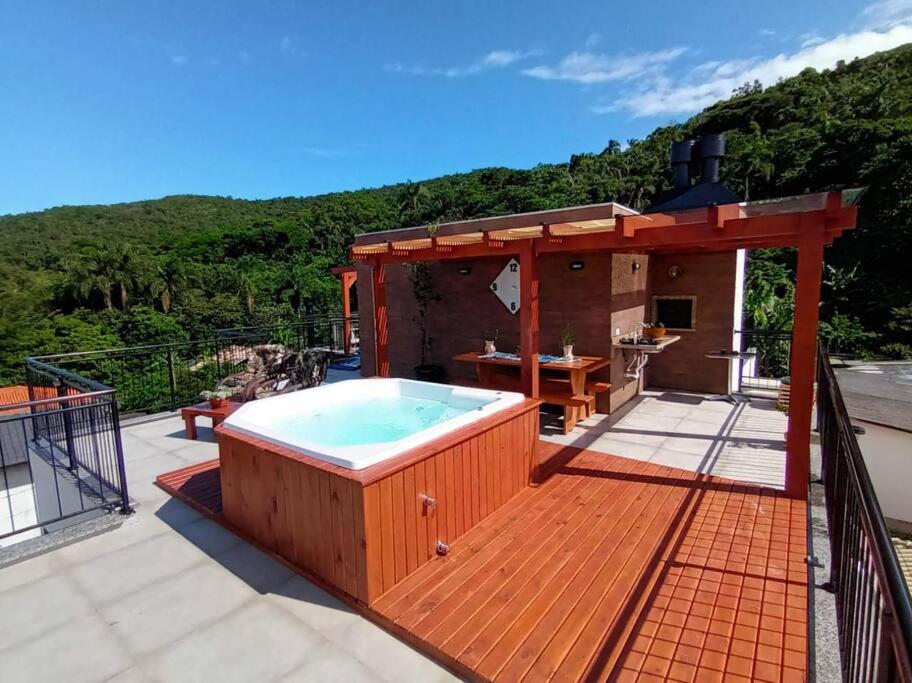 Cobertura Duplex com Jacuzzi Privativa.