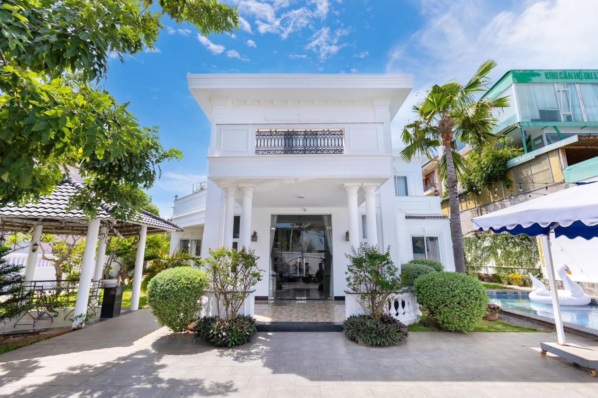 Ruby Villa