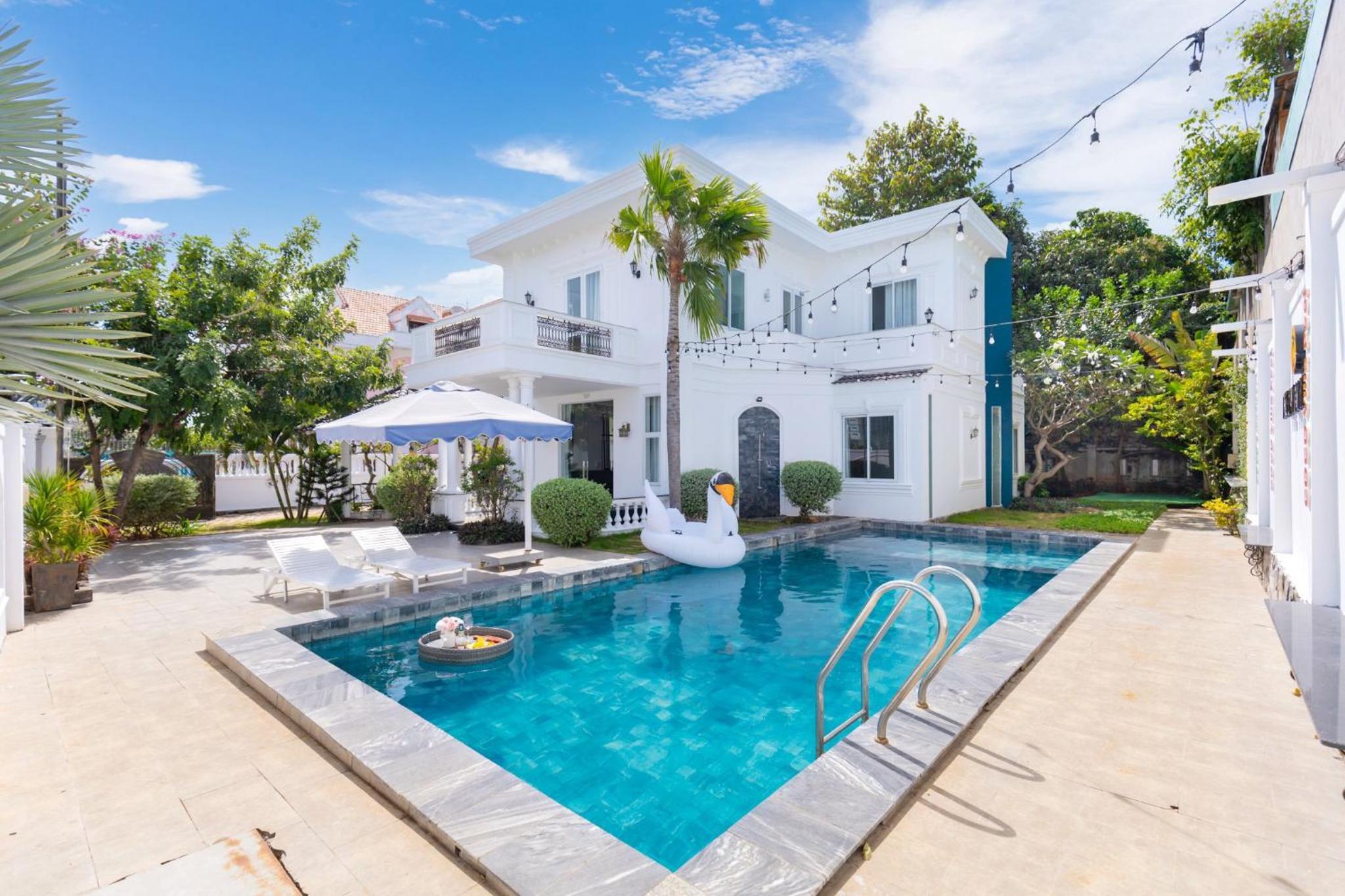 Ruby Villa