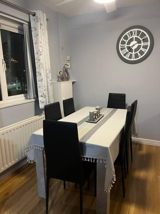 Hotel Walk to the city center! - Image 1