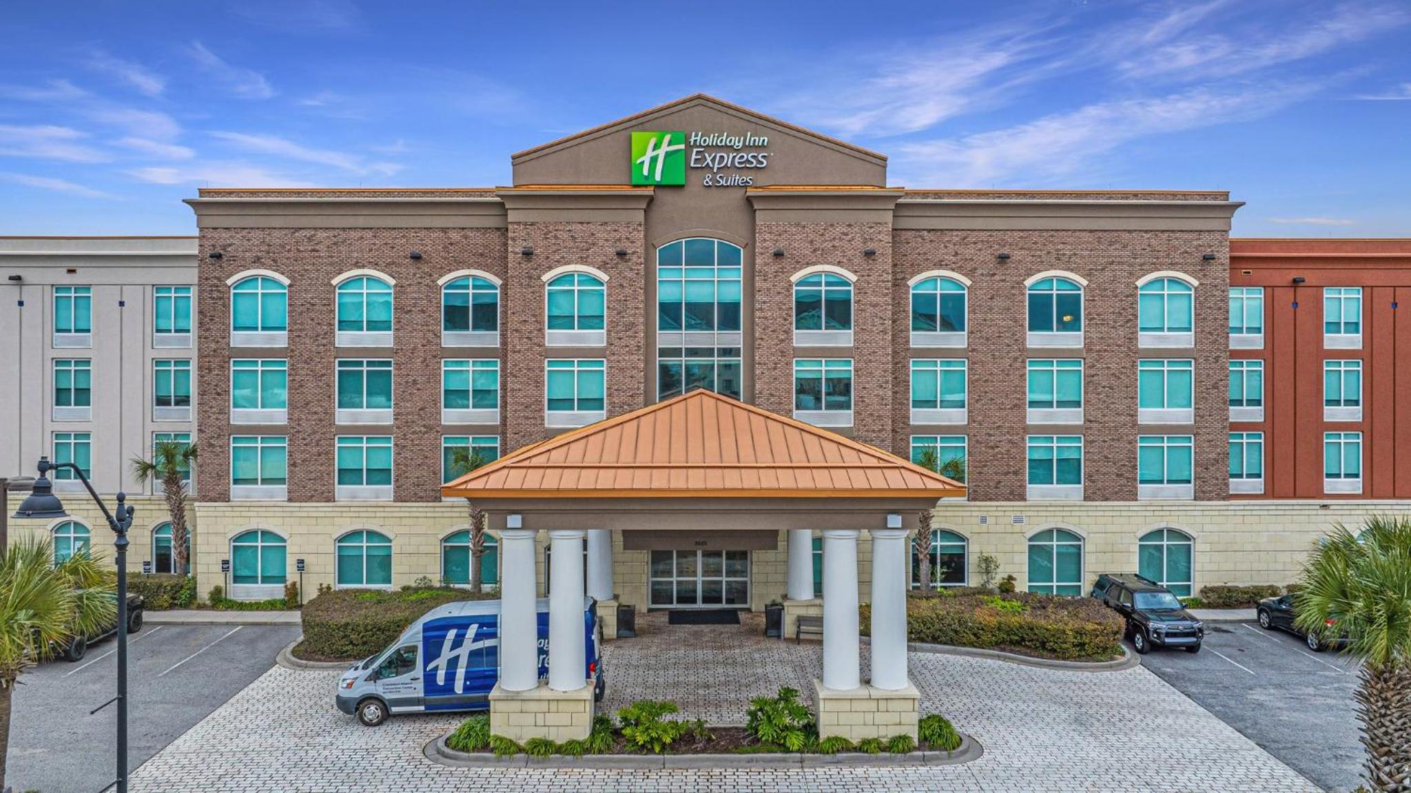 Hotel Holiday Inn Express & Suites Charleston Arpt-conv Ctr Area By Ihg