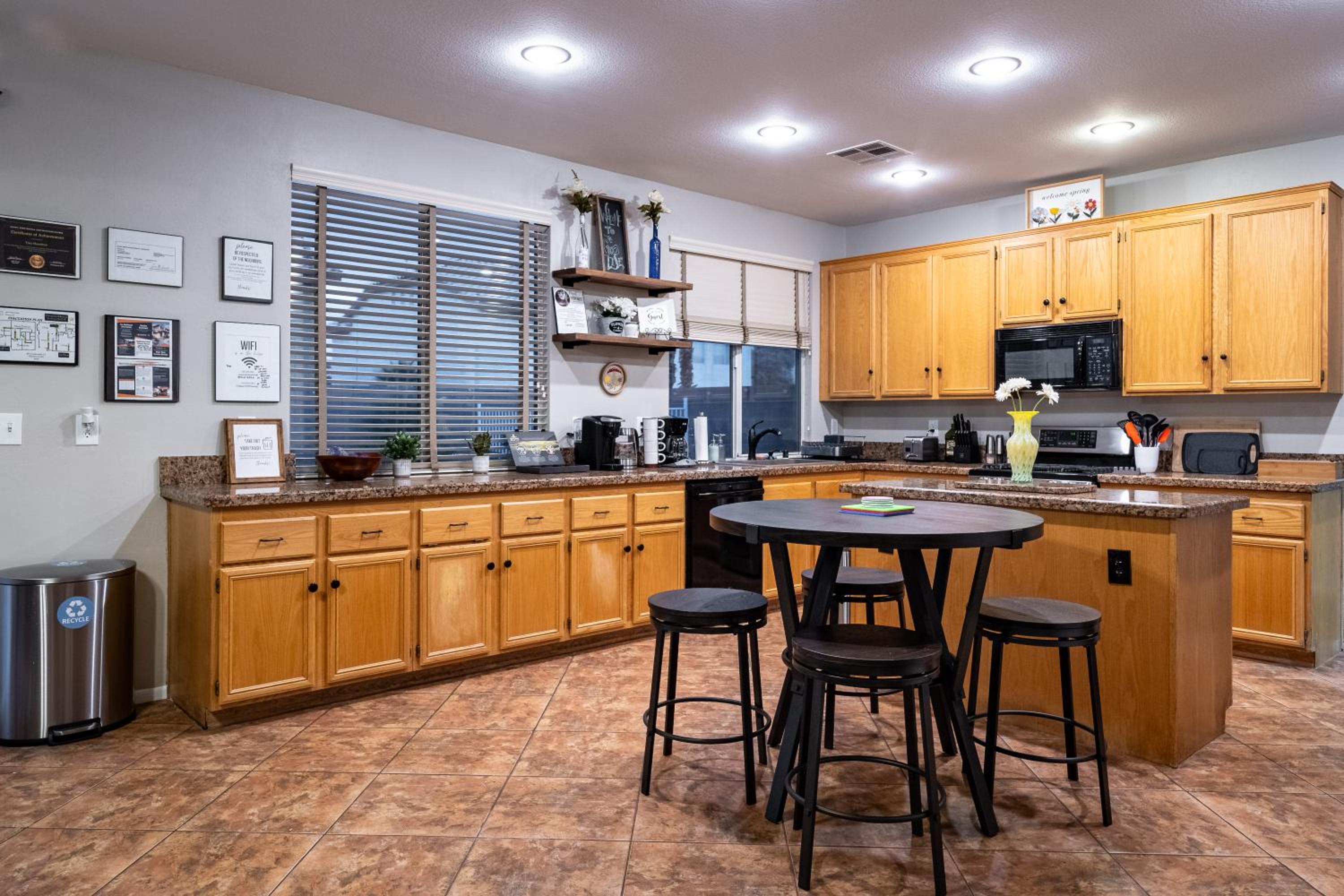 5BR 3BA Family friendly entire home w pool, spa, games, tvs, and more view 5