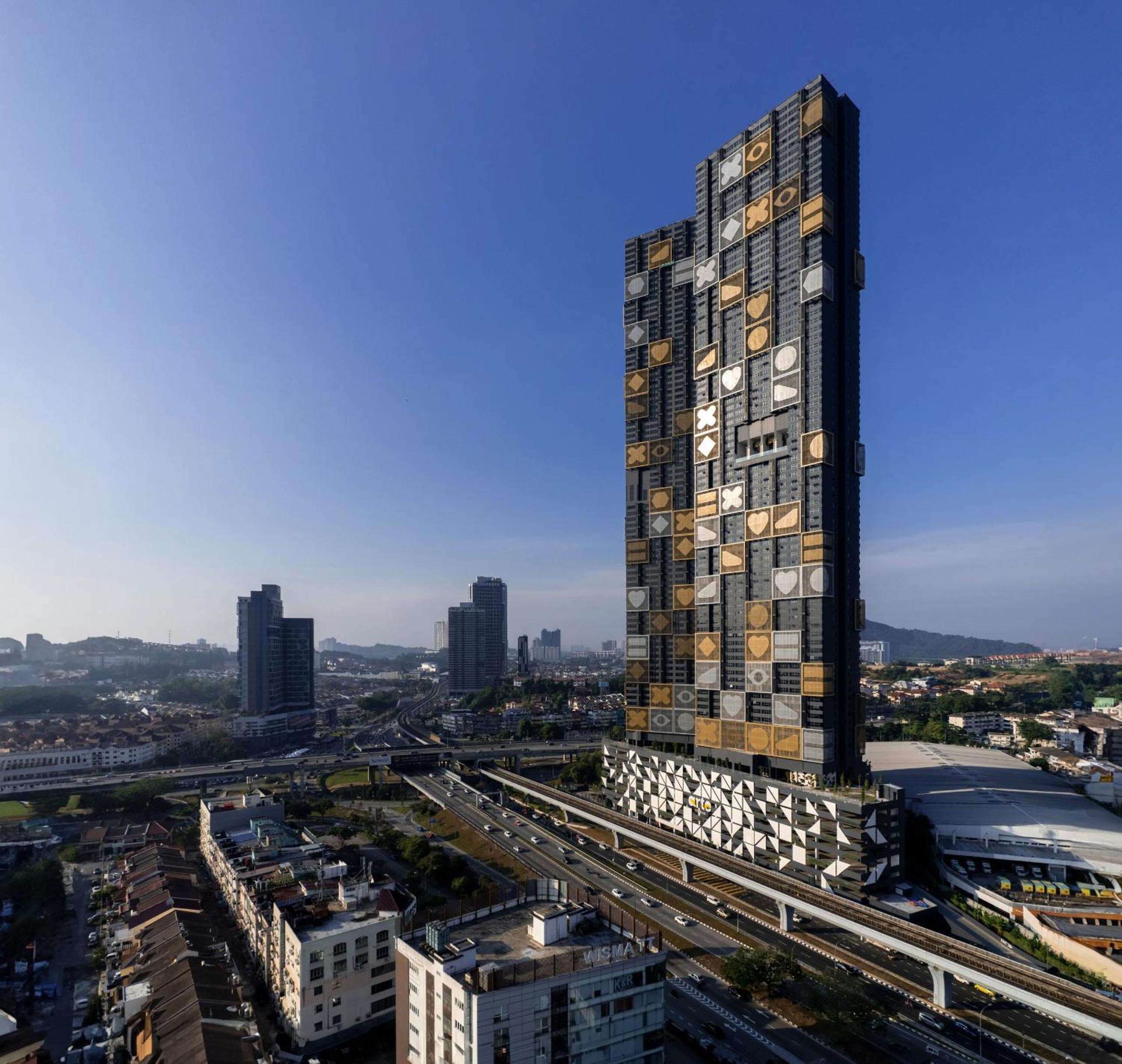 Arte Cheras by Inn Lux