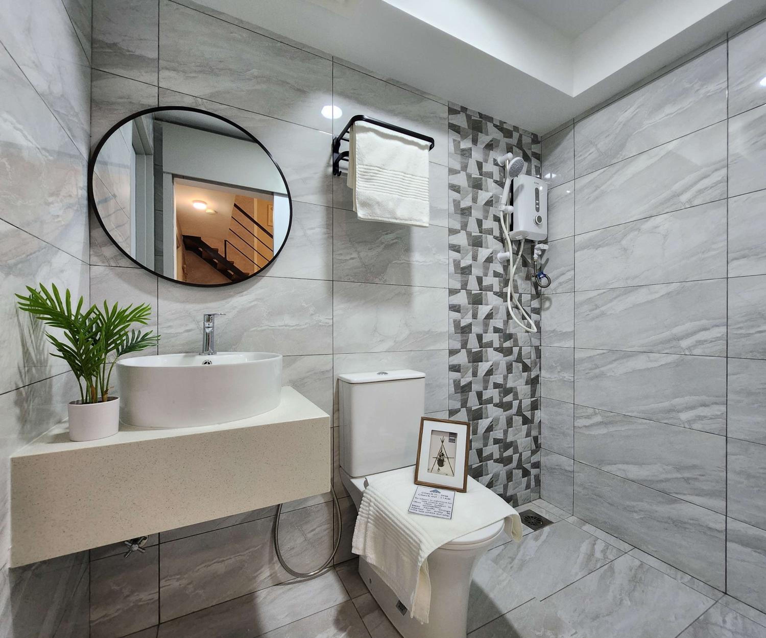 Arte Cheras by Inn Lux