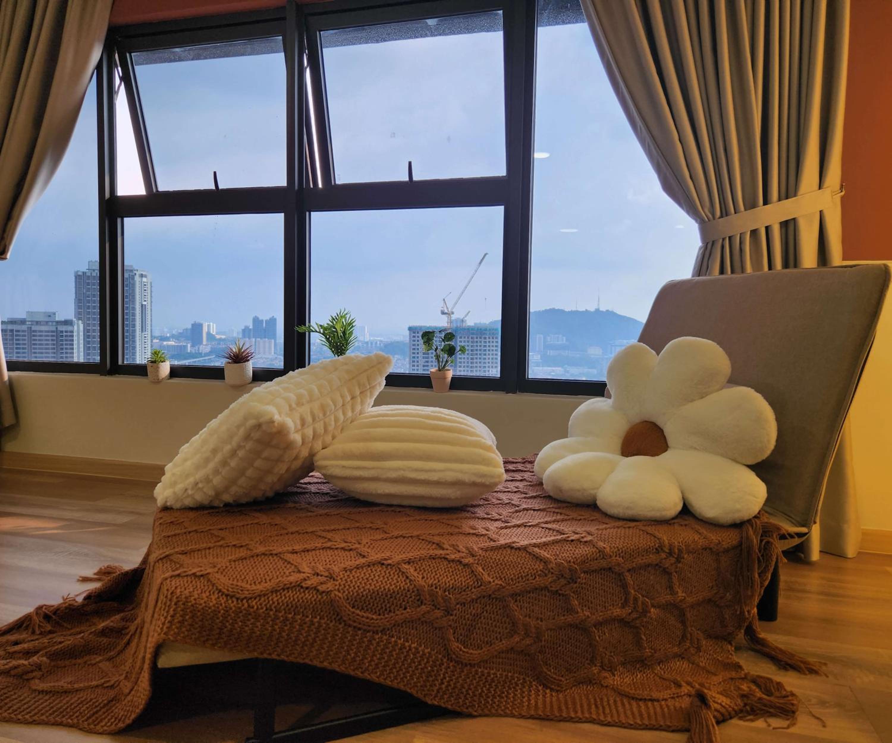 Arte Cheras by Inn Lux