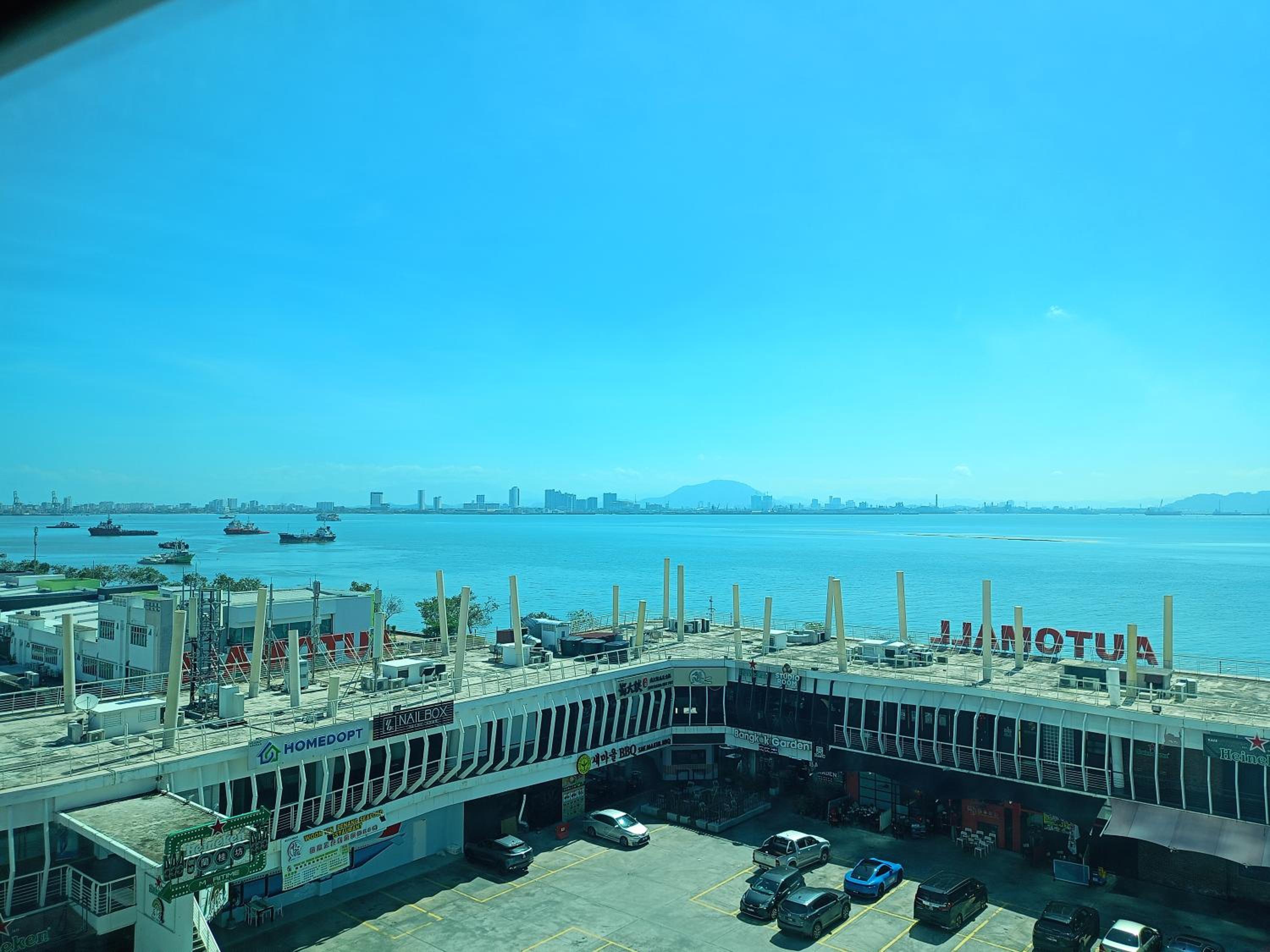 Urbano Luxury Maritime Suite photo 4