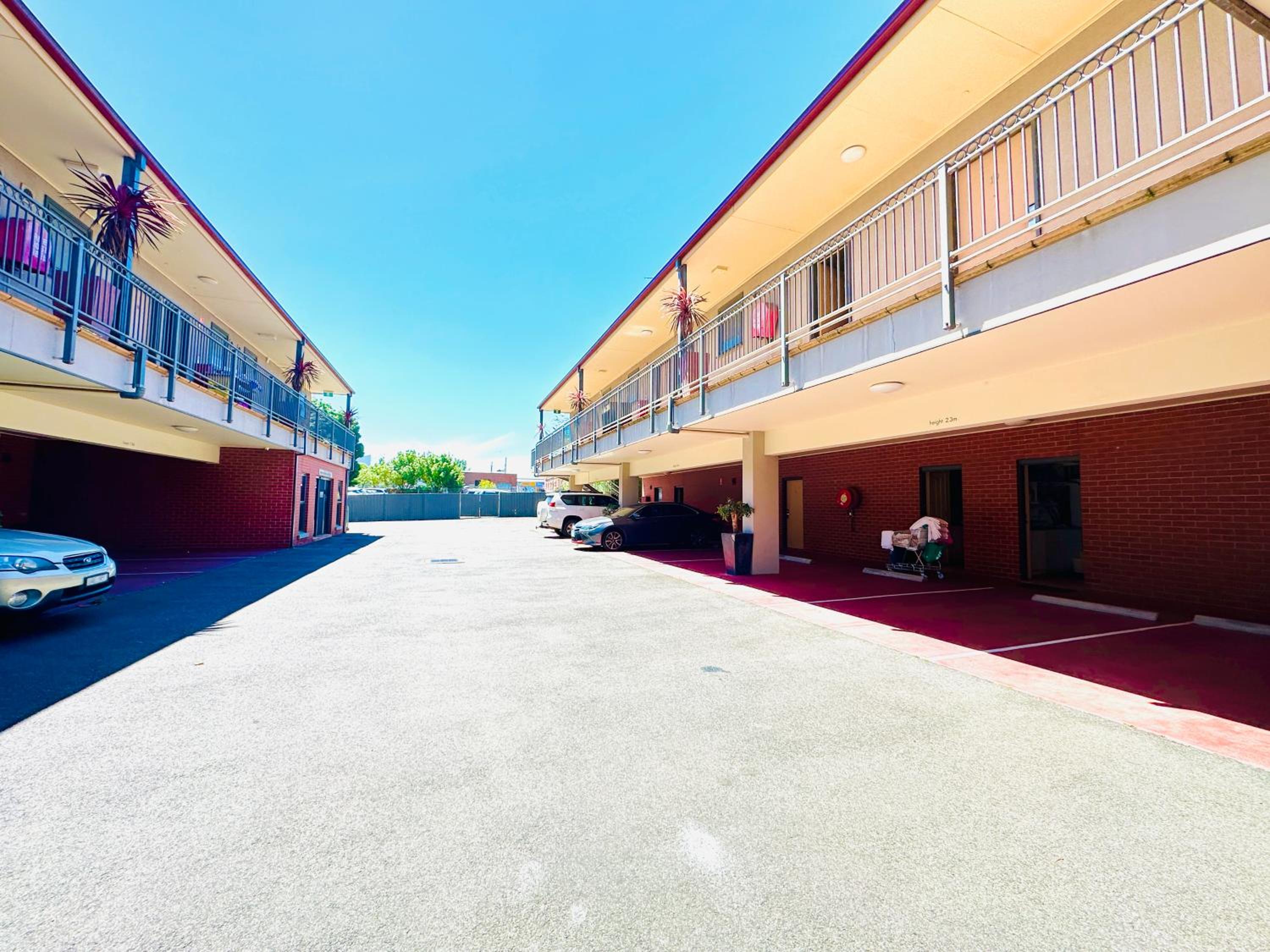 Ballarat Vacations - Comfort Inn  Suites City Views - Property Image 2