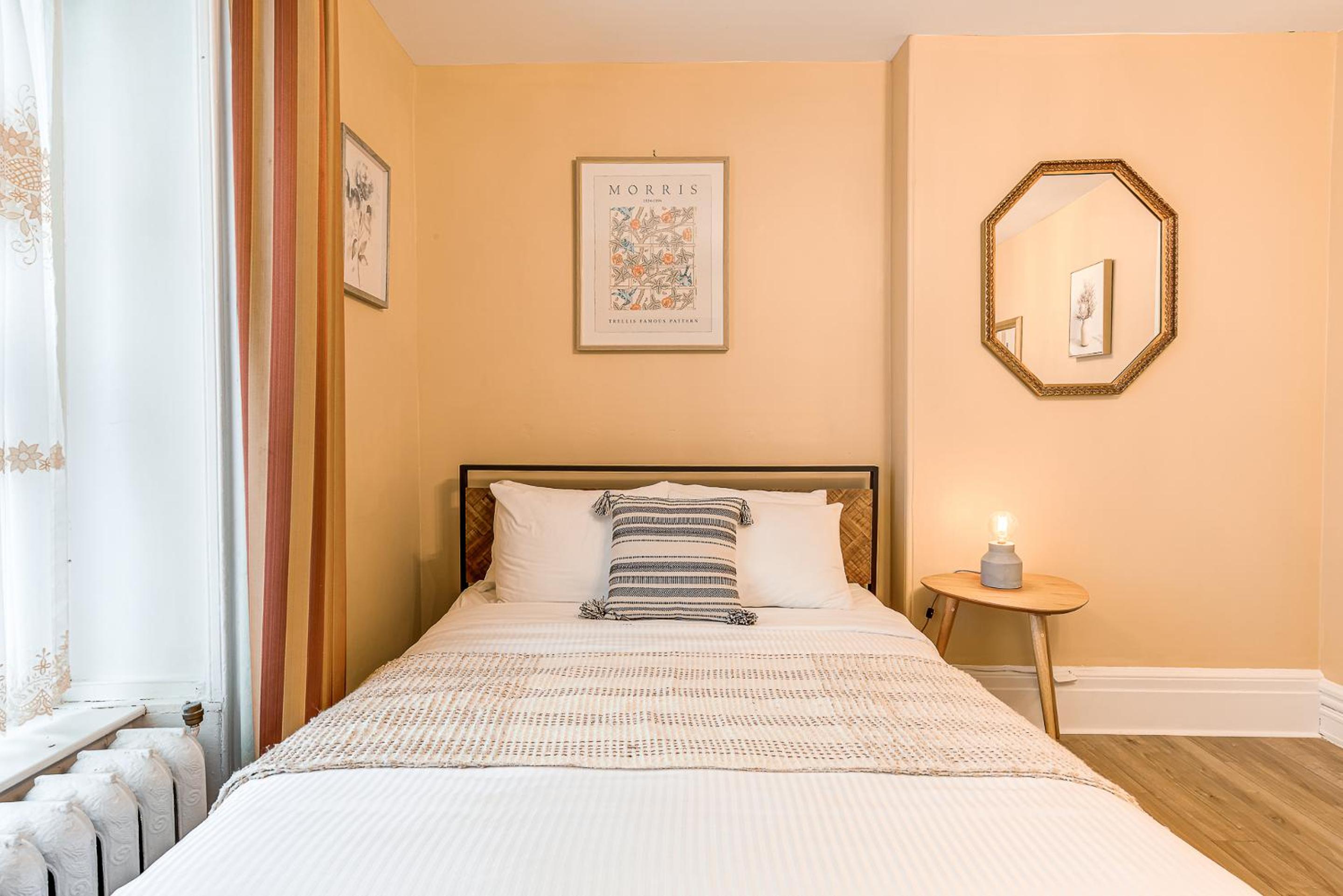 North House - Auberge La Chouette Hôtel Automatisé