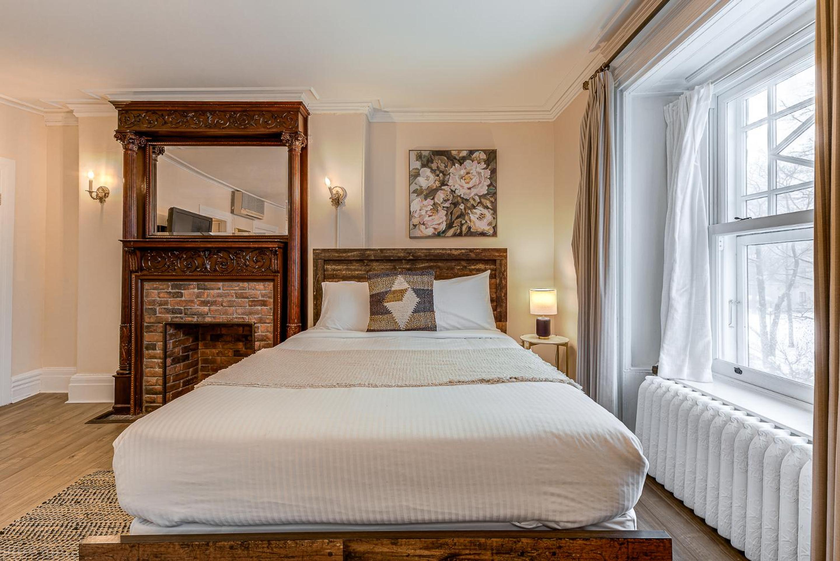 North House - Auberge La Chouette Hôtel Automatisé