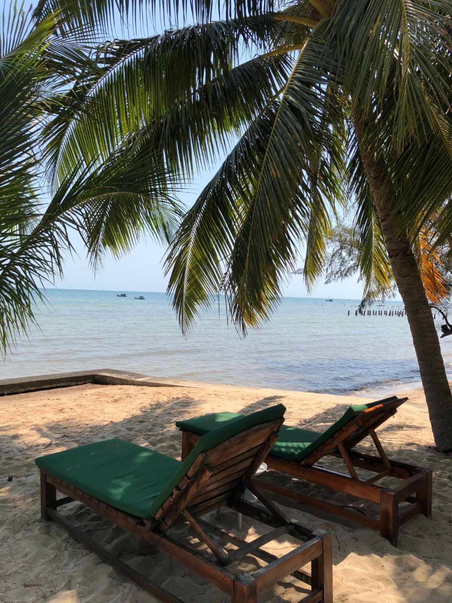 Kiki Coconut Beach Resort view 3