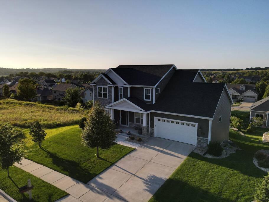 Hillside Harbor In Hawks Woods Estates - Property Image 44