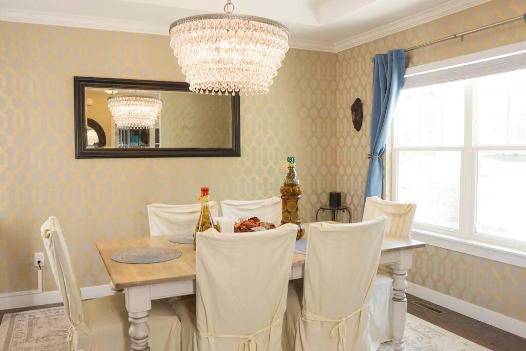 Hillside Harbor In Hawks Woods Estates - Property Image 11
