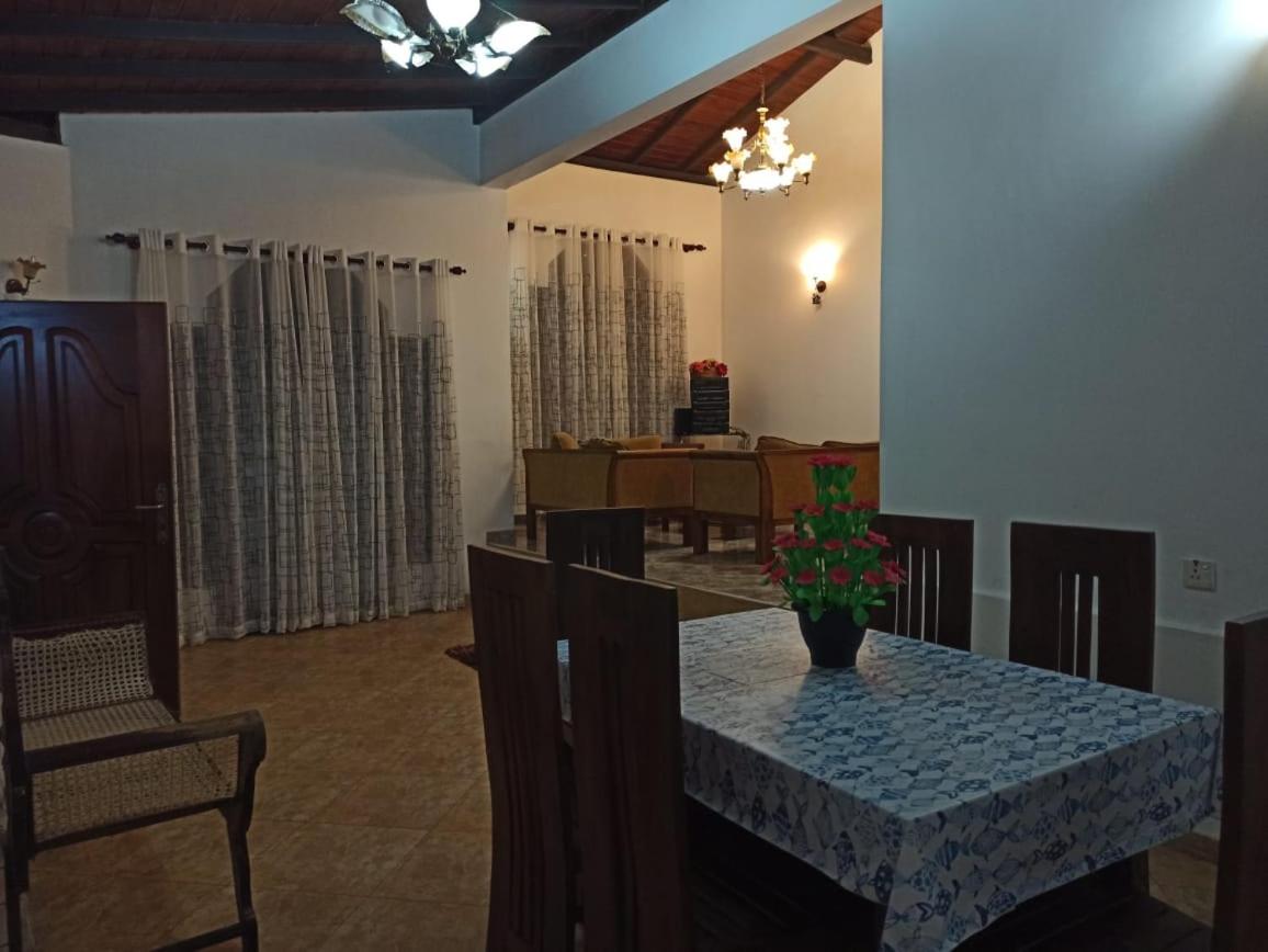 White Swan Villa Unawatuna view 5