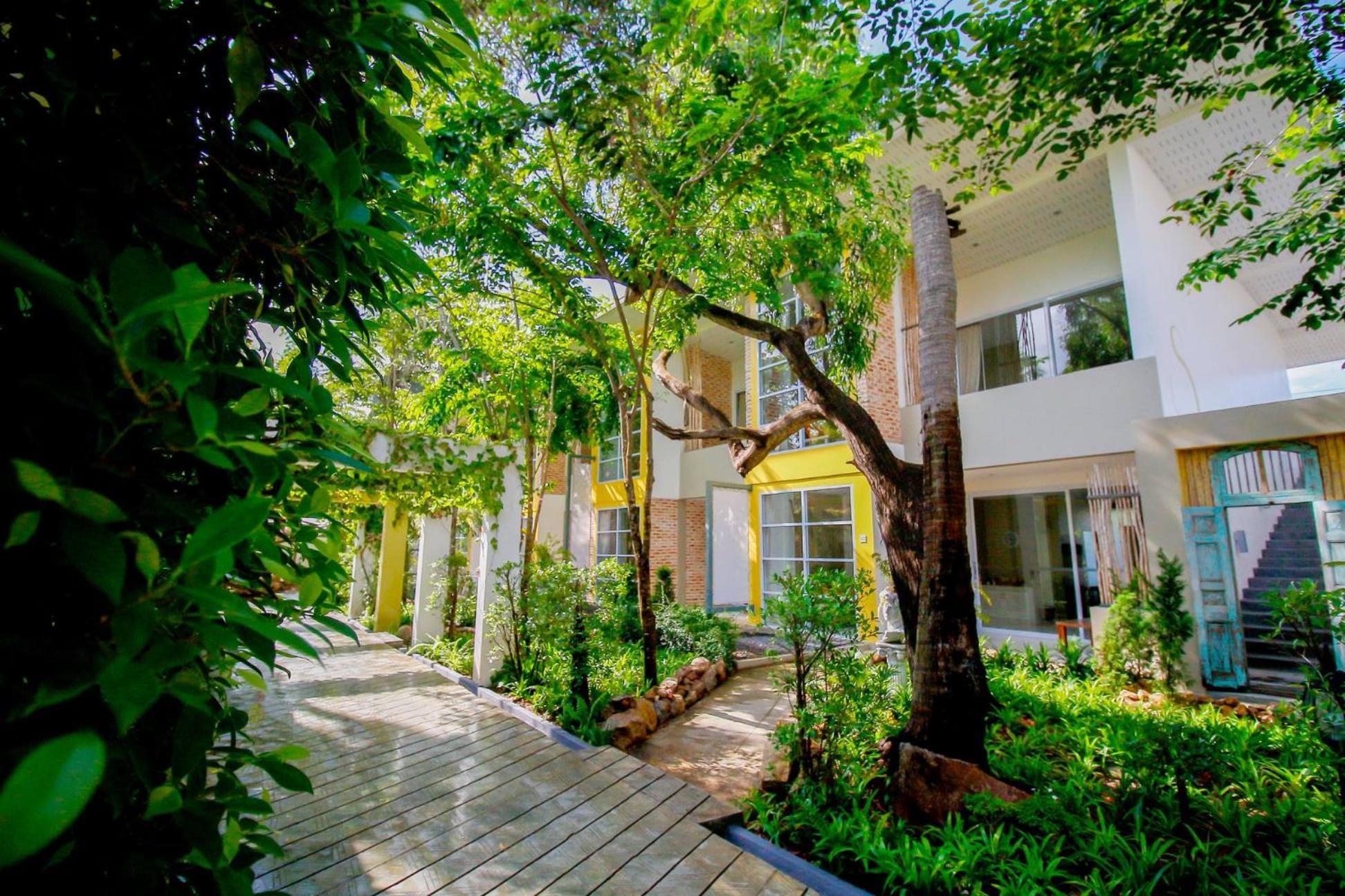 Hotel Summer Luxury Beach Resort & Spa