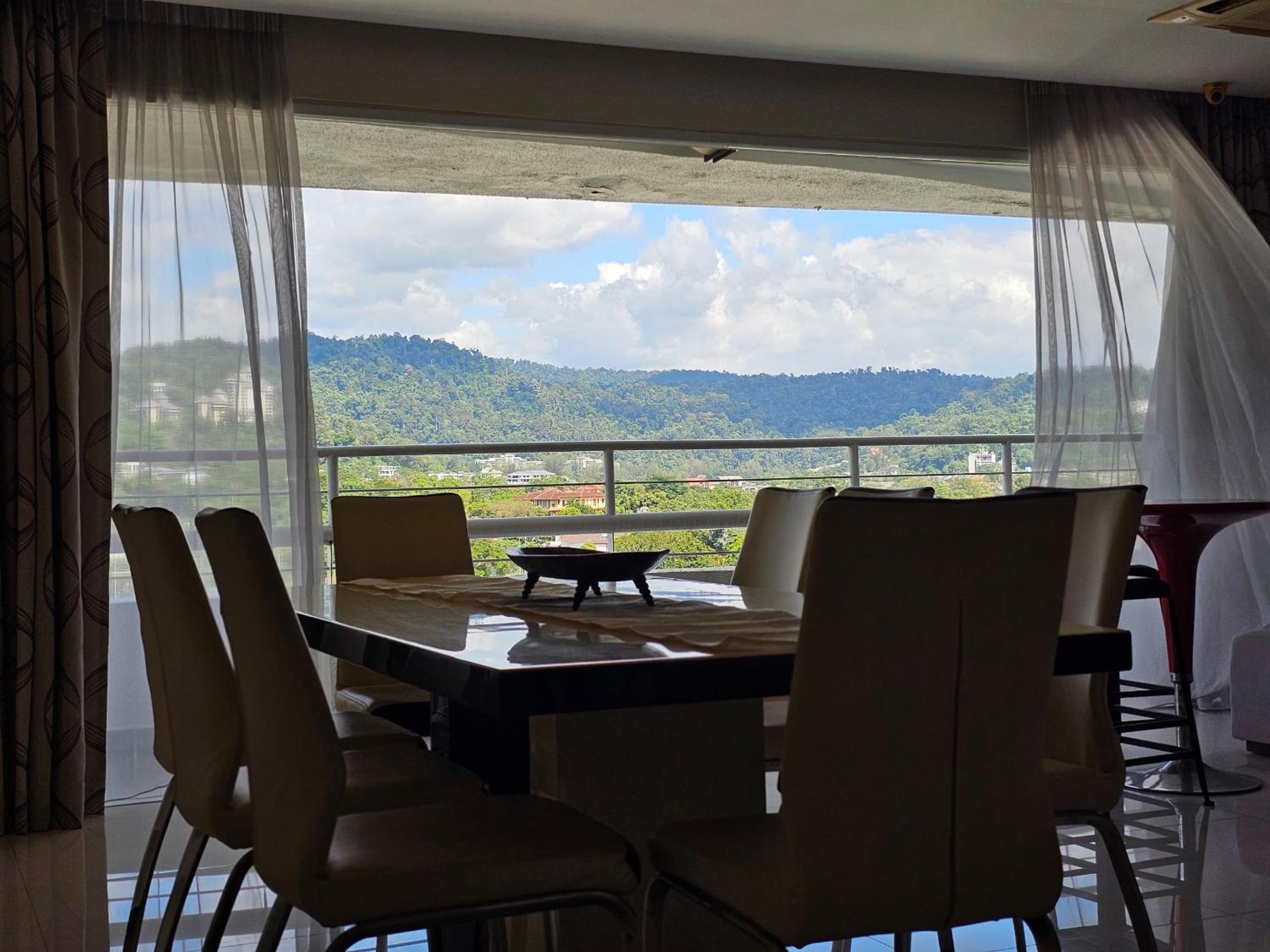 The Sky Suite @ Impiana on the Waterfront