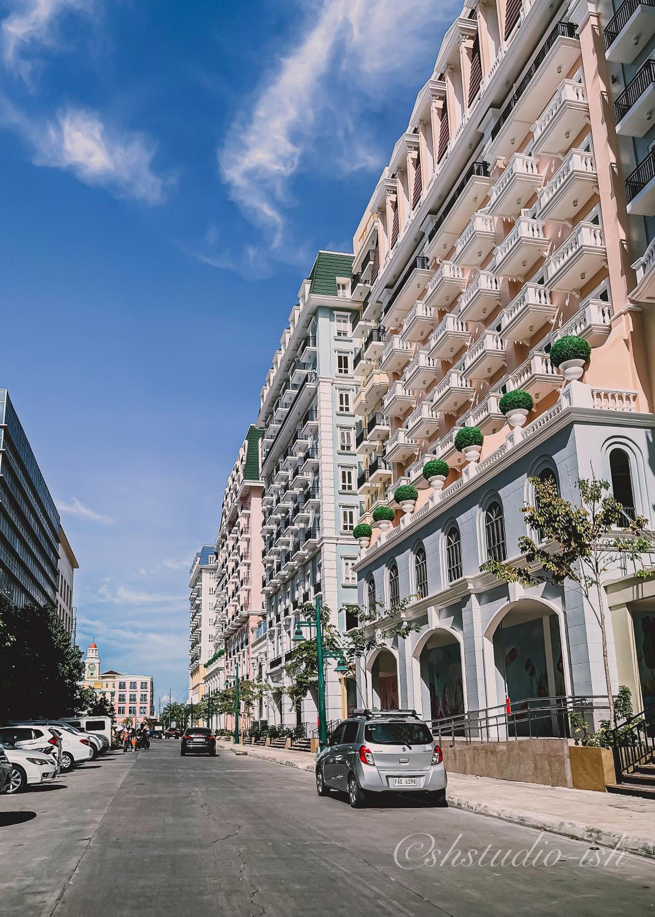 *New! Fully furnished Studio Unit with Amenities at Saint Honore Megaworld view 3