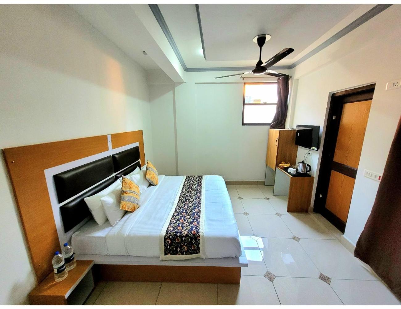 Hotel Snowlight, Khaniyar, Srinagar