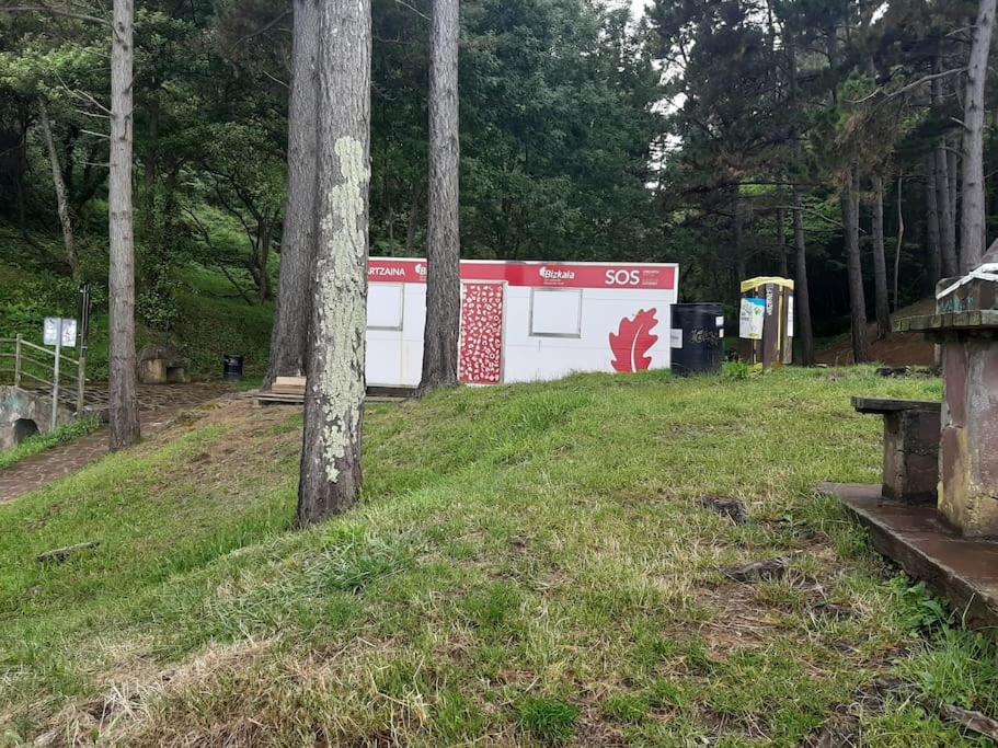 Pequeño apartament rural con un gran jardin. WIFI photo 2