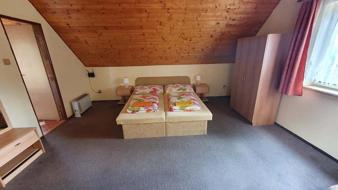 Ubytování Na Vršku Slapy - Měřín