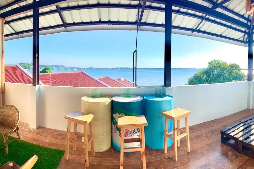4F Bohemian Apartment for 4 with Beach View view 5