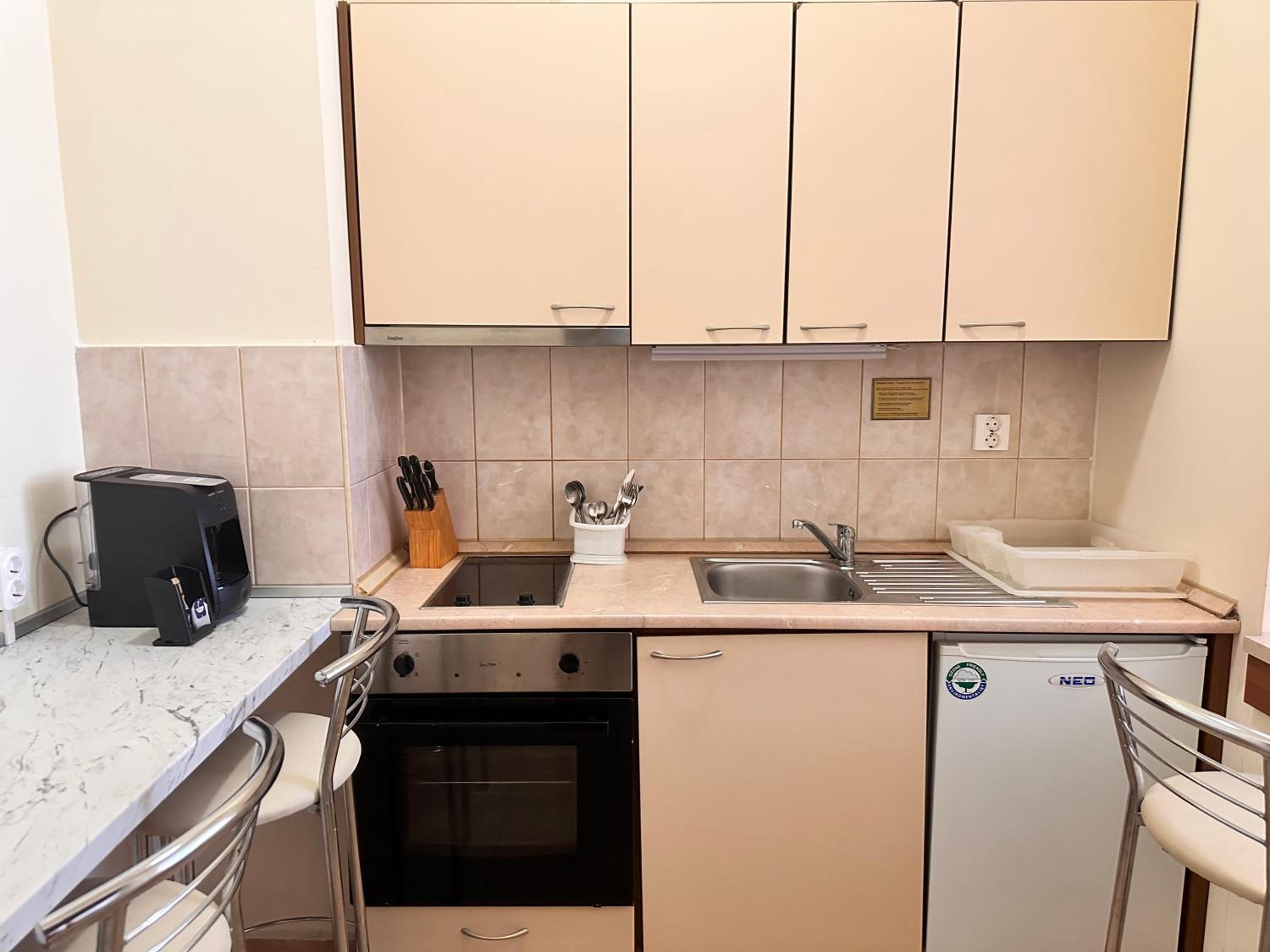 Stylish one bedroomed apartment 112 in main Flora building