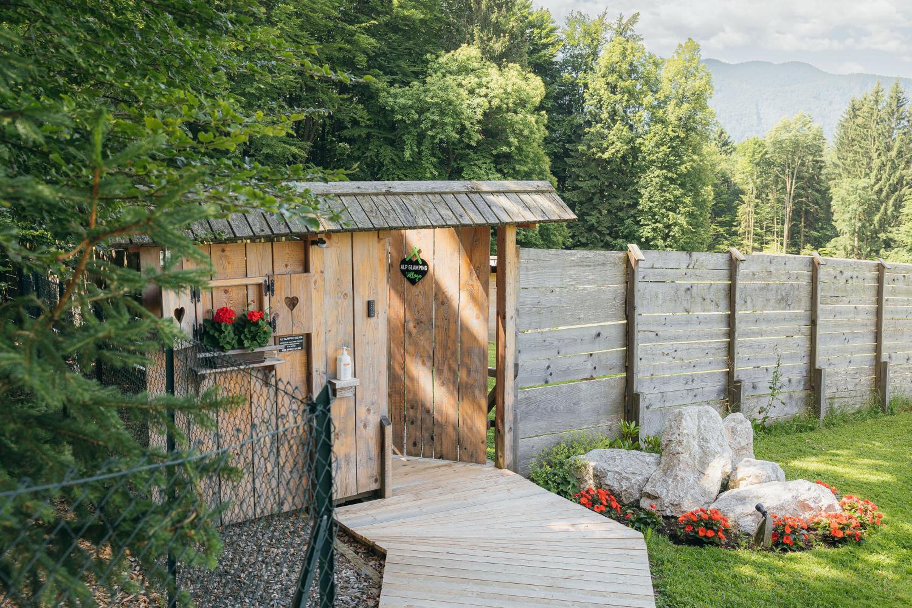 Alp Glamping Village view 2